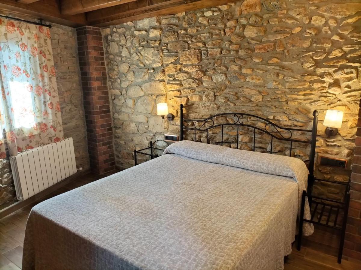 Cal Teler-Benedicta Villa Olopte Buitenkant foto